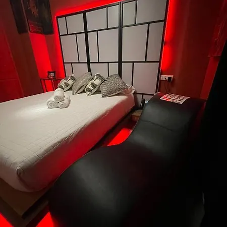 Utopia - Boutique Adultos Guest house